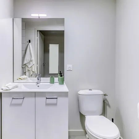 Student Factory Republique Apartment