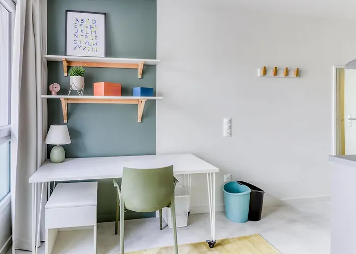 Student Factory Republique Apartament *